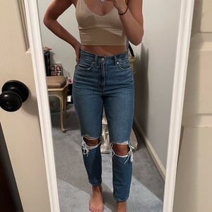 American Eagle Mom Jean